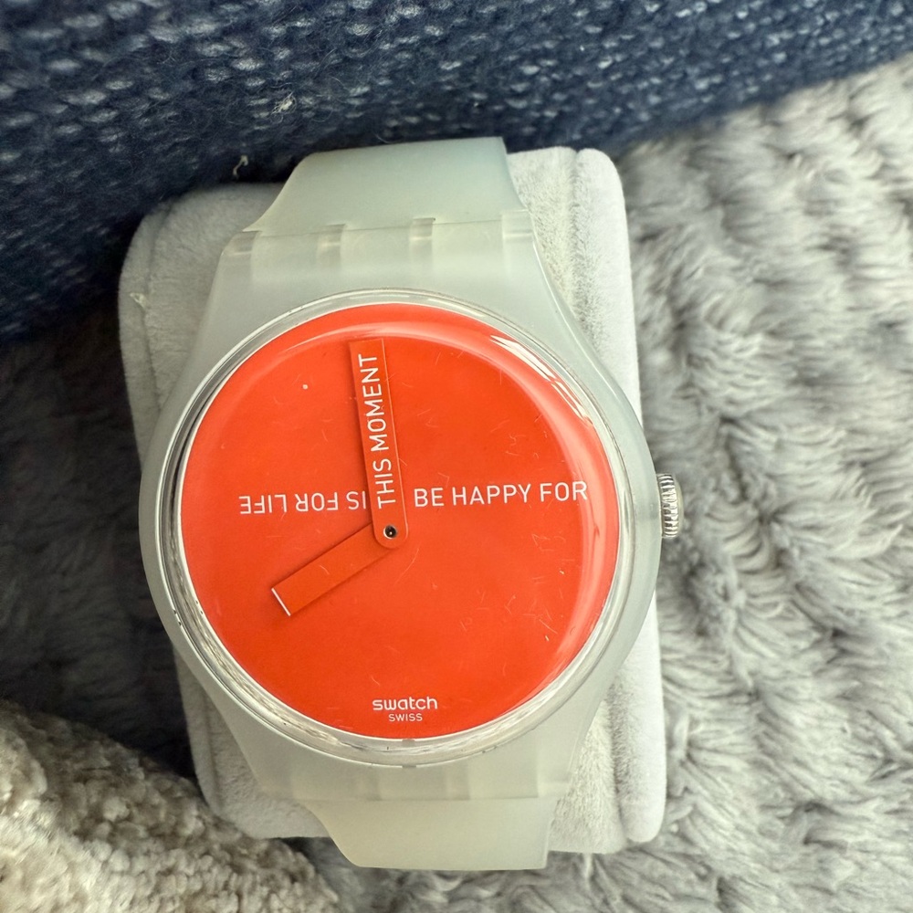 White and Orange Swatch